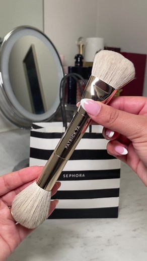 patrick ta’s dual ended blush brush for my new blushes :) #patricktabeauty #patricktablush #blush #fypシ #foryou #trending #beauty #makeup