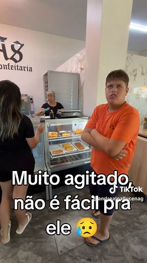 Entendendo a Síndrome de Tourette e Autismo