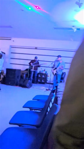 Echen Hall kinda night in Quesnel BC with KORDAROY BAND 🎶 🎵 | Vi Stump