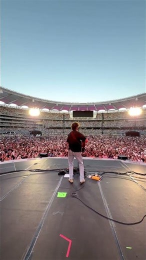 All those lights - ‘Georgia’ in Perth ✨