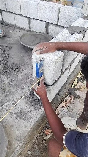 How to build a concrete block wall || Concrete block construction Techniques #shorts #hollowblocks