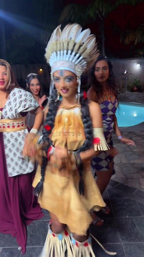 Around the world ❤️🌍 @~Essa~🦋 @moon child🌙 @Mohadeb Anishta @Krumania Dance Academy #africa #indonesia🇮🇩 #russia #mauritius🇲🇺 #fyp
