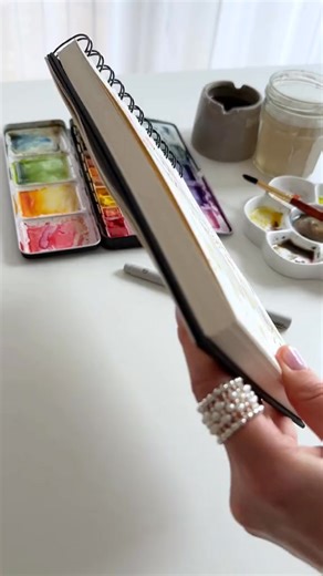 Let’s paint more cuties for Easter cards with watercolors #watercolor #watercolortutorial #craft #easterdecor #eastercard #diy #watercolour #doodling | Merly