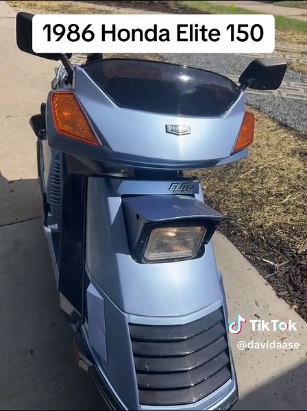 Just polished up the 1986 #honda #hondelite 150 Deluxe #scooter. Just don’t call it a #moped