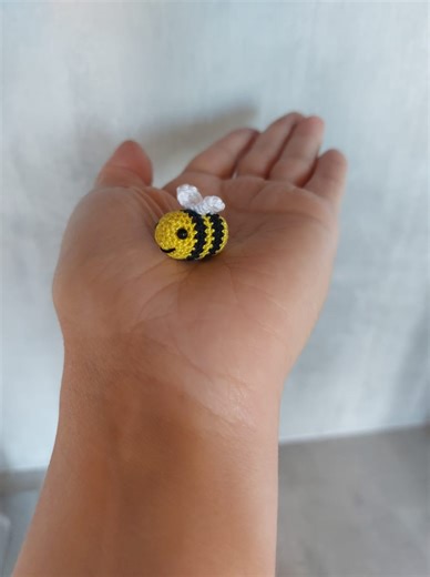 Keď sa trošku zapletiem s bavlnkou a najmenším háčikom  | Háčkované hračky | Facebook