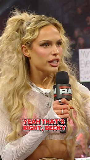 #MaxxineDupri BEAT #BeckyLynch not once, not twice, but THREE TIMES 🔥🔥🔥 #WWERaw | WWE