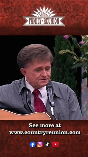 🌸 “Gathering flowers for the Master’s bouquet…” There’s something deeply comforting in the way Bill Anderson sings this old gospel favorite. His voice carries both the sorrow and the hope that define true country faith. 🙏🎶 | Country's Family Reunion