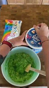 Watergate Salad in 60 seconds #pistachio #dessert #easyrecipe