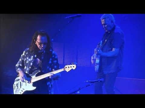 Rush w/Anika - "YYZ" Live @ The Fabulous Forum, L.A. - 6/7/26