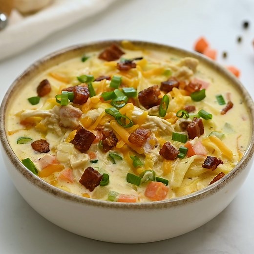 This crack chicken noodle soup is absolutely irresistible! It’s packed with shredded chicken, bacon, ranch seasonings, and noodles, all in a deliciously creamy broth. One bite, and you’ll be hooked! https://therecipecritic.com/crack-chicken-noodle-soup/ | Tried and True Recipes