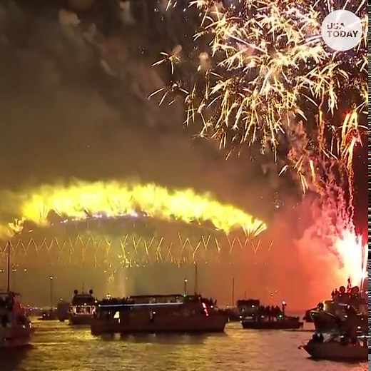 Australia celebrates 2019 with stunning fireworks
