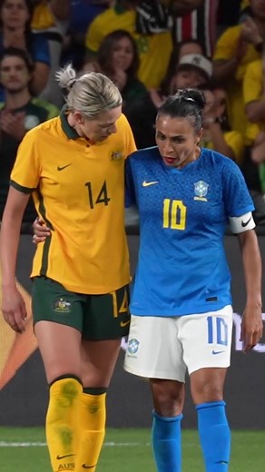 Alanna Kennedy vs Marta: Intense Football Fight Highlights