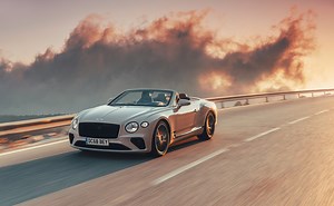 2020 Bentley Continental GT Convertible Keeps Grandeur of Touring Alive