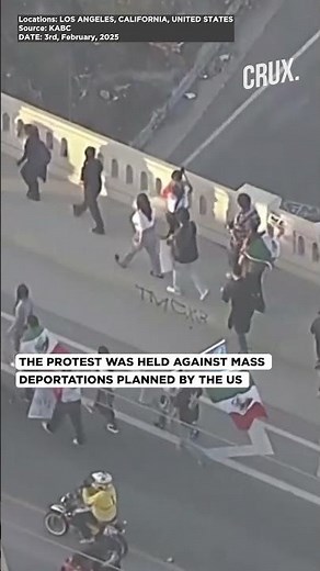 “Nobody is illegal” LA Protesters Chant, ‘Wave’ Mexican Flags Amid Trump’s Immigration Crackdown