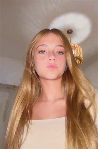 Vídeos de simo (@simooprever) con «sonido original - AC»