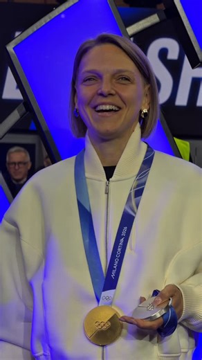 Arianna Fontana has come to see us at San Siro 🤩🏟️ Come and greet the (Ner)Azzurra 🖤💙 | Inter