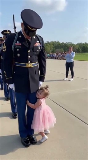 When a Soldier Meets His Little Boss 😂 #ProudPapa #CeremonyDay #WholesomeShorts