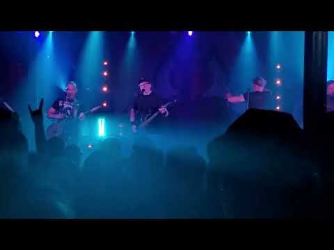 03 - Firefly - Concorde2 - 17.06.25 (Alien Ant Farm tour2)