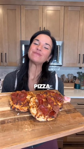 Britt Mudd || 125lbs Lost on Instagram: "B’s Protein Pizza Pockets Because ya girl loves pizza… & still has goals. LIKE, SAVE & drop a “CRUSHED IT!” if this is one you’re trying. Full recipe drops tomorrow in the comments — make sure you save this one so you don’t lose it. If you’re new here, here’s why I started doing this over 8 years ago… At 27, I was 271 lbs, exhausted, & watching my life pass me by while I stayed stuck in my excuses. THIS CULINARY GRAD WENT HEALTHY: I started flipping my fa
