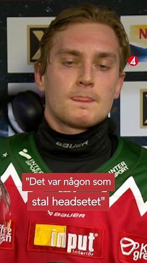 326K views · 707 reactions | "Det flög all världens väg"  Jacob Peterson fick inte ha headsetet i fred under pausintervjun  Streama SHL på TV4 Play  | TV4 Hockey | Facebook