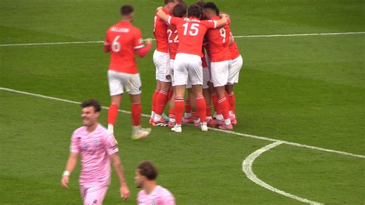 A stunning strike from Finlay Barnes sealed his first goal in a Fleet shirt🚀 | Ebbsfleet United