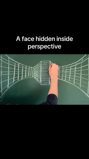 Face Hidden in Perspective: Drawing a Face from Space Lines