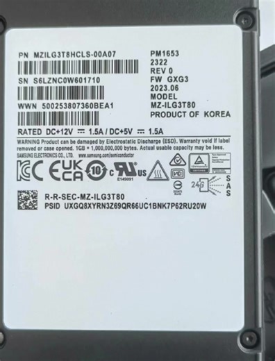 The all-new Samsung PM1653 3.84T SAS interface 24G enterprise-class SSD 2.5-inch features a new 24G Serial SCSI (SAS) interface optimized for enhanced stability and dual ports, providing enterprises with the performance needed to meet today's rapidly evolving data demands. Available for immediate purchase. #EnterpriseHDD #ST20000NM007D #ST28000NM000C #ST18000NM000J #ST22000NM001E