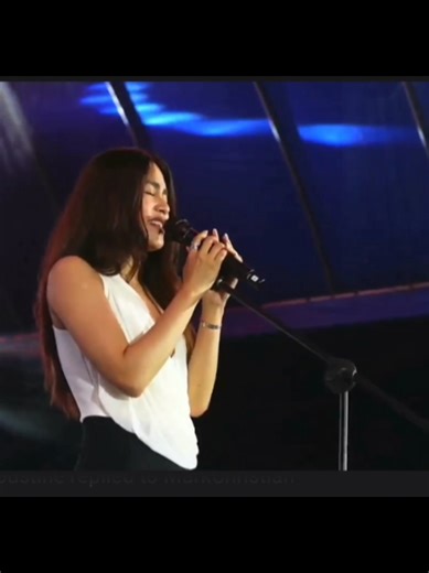 Vivoree Sings 'Same Ground' Live Performance