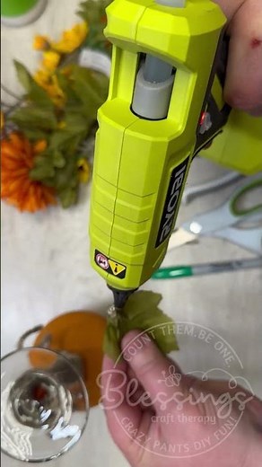 This $1 Hack Makes GORGEOUS Fall Decor #easycrafts