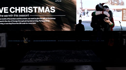 Friends Orange Live Stream