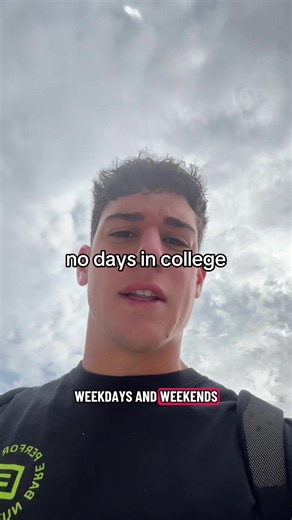 lowk fun #college #schedule #weekday #weekend #collegestudents | College Students