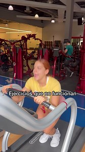 4M views · 10K reactions | Aquí te dejo algunos ejemplos de ejercicios que NOOO funcionan 沈 o realmente pueden ser LESIVOS Algunos de estos pueden resultar incluso lesivos para nuestro cuerpo! Mucho cuidado con lo que hacen, siempre asesórense de un profesional #gymgirl #gymrat #workout #ejercicio #humor | Liz Contreras | Facebook