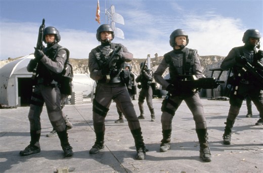 'Starship Troopers' Cast Posts Incredible Reunion Photo, 28 Years Later