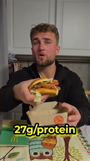 Deluxe McCrispy Challenge: Calories, Protein, Carbs & Fat