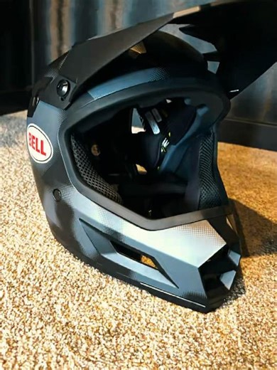 My new bell sanction 2 dlx