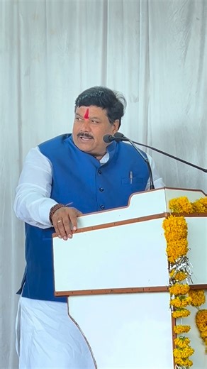 Anil Firojiya on Instagram: "लंबे समय से किए जा रहे सतत प्रयासों के बाद आज बड़नगर रेलवे स्टेशन पर 17605/17606 भगत की कोठी काचीगुडा एक्सप्रेस के ठहराव का शुभारंभ किया गया। यह ठहराव क्षेत्र की वर्षों पुरानी मांग थी, जिसका प्रस्ताव मेरे द्वारा दिया गया था। इस सुविधा के प्रारंभ होने से बड़नगर एवं आसपास के नागरिकों को आवागमन में बड़ी सुविधा मिलेगी तथा क्षेत्र के विकास को नई गति प्राप्त होगी। इस अवसर पर मेरे साथ बड़नगर विधायक श्री जितेन्द्र सिंह पंड्या जी, अपर मंडल रेल प्रबंधक श्री अक्षय कुमार जी, रेल