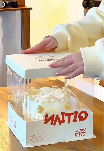 Irresistible Cake Box That Will Steal Your Heart