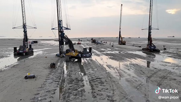 PVD Installation Progress at Westports Malaysia