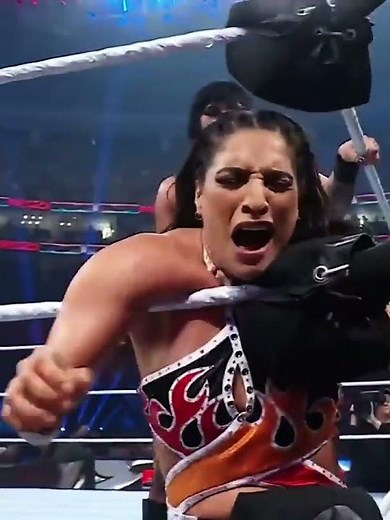 Use the edit icon to pin, add or delete clips.Tap on a clip to paste it in the text box.www nwe🥶😈🔥💯