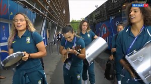 1.1M views · 32K reactions | O pagode do Brasil antes da estreia na Copa do Mundo! Assista ao vivo na Globo, no SporTV e no GloboEsporte.com | ge | Facebook