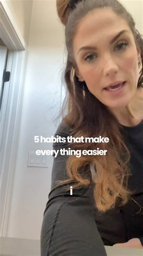 1.2K views · 35 reactions | If this kind of honest, real-talk coaching feels like a breath of fresh air— come to our Cut the Crap workshop. Comment WORKSHOP and I’ll send you the link. It’s free on November 17th + 18th, and we’ll help you cut the: 易 Mindset Crap 綾 Dieting Crap ⏰ Overcomplicating Crap See you there! | Annie Brees | Facebook