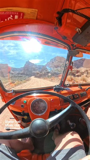 The approach! Shafer Trail in scenic Moab, Utah. Pre-run during the Ottinger's Offroad Caravan weekend #canyonland #canyonlandsnationalpark #vw #moabutah #skinnerclassics | Skinner Classics - VW Restorations & Repair