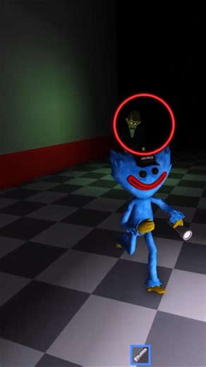 HUGGY WUGGY ESCAPING Mr Funny's ToyShop! #roblox #shorts #scary