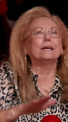 14K views · 87 reactions | The luck is all in her hand! Press Your Luck with Elizabeth Banks, Weeknights at 8p | Game Show Network | Facebook