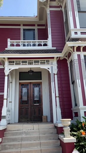 Visita a Casa Halliwell: La Vera Villa di Charmed