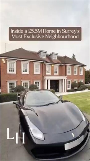 Inside a Footballer’s Mega Mansion in Surrey!
