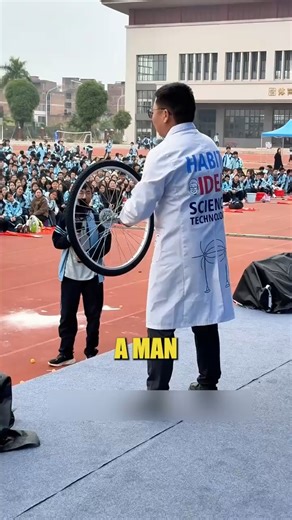 8.7K views · 18 reactions | Newton Law Demo With Wheel #ScienceShow #NewtonLaw #PhysicsFun | Deep Dive News | Facebook