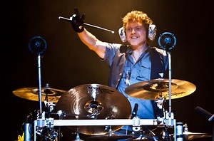 Def Leppard Drummer Rick Allen Hits the Road on ‘Drums For Peace’ Art Tour