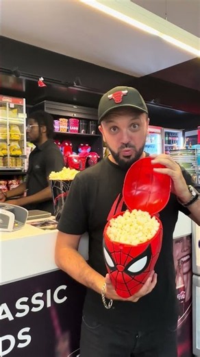 Unboxing Spiderman pop corn Brussels #spiderman #unboxing #popcorn #marvel
