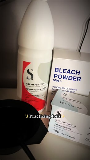 Practicing Foils for Stunning Hair Transformations